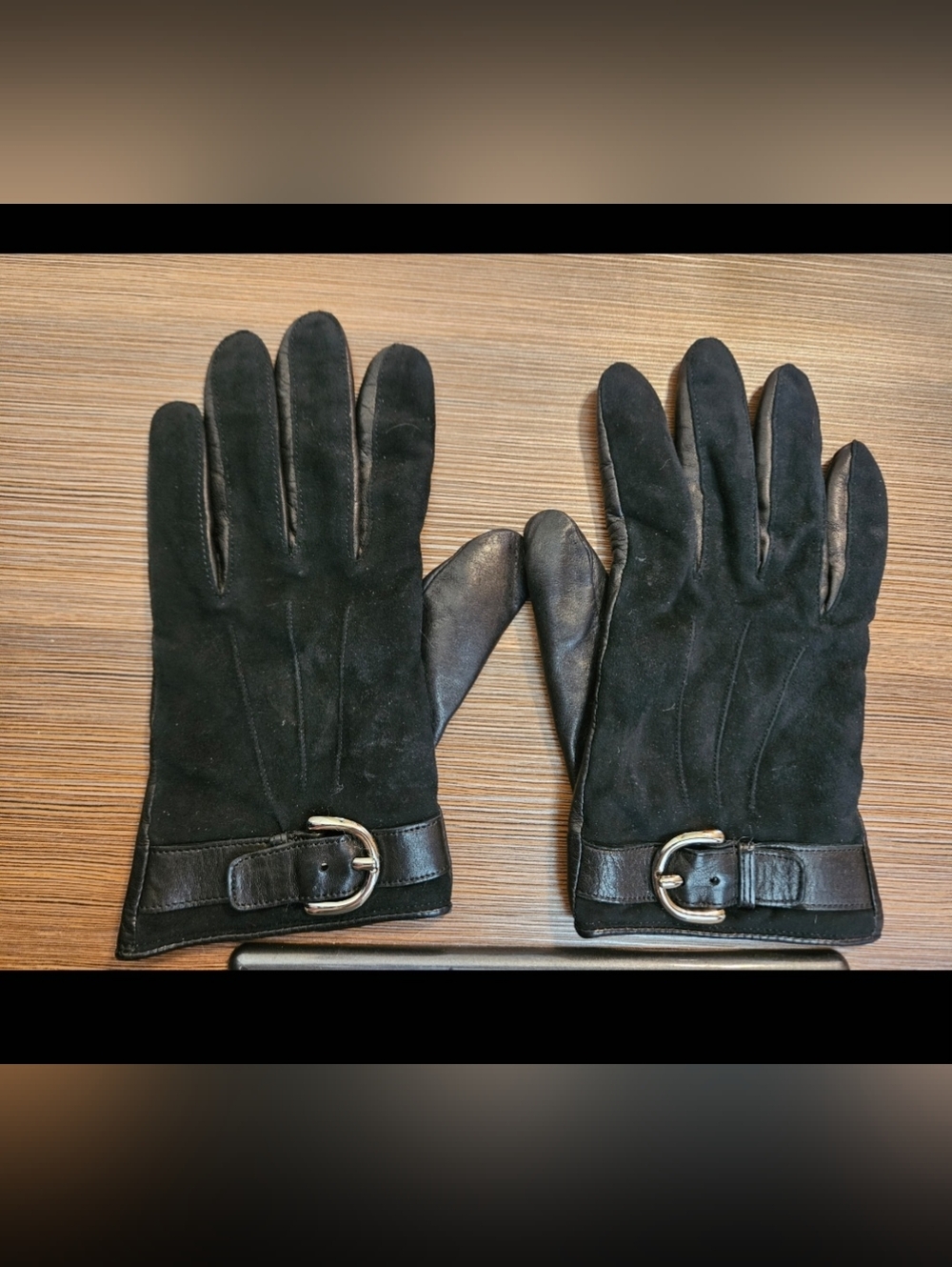 Coach Black Suede Leather Women's  Gloves with Buckle Accent, Size 8